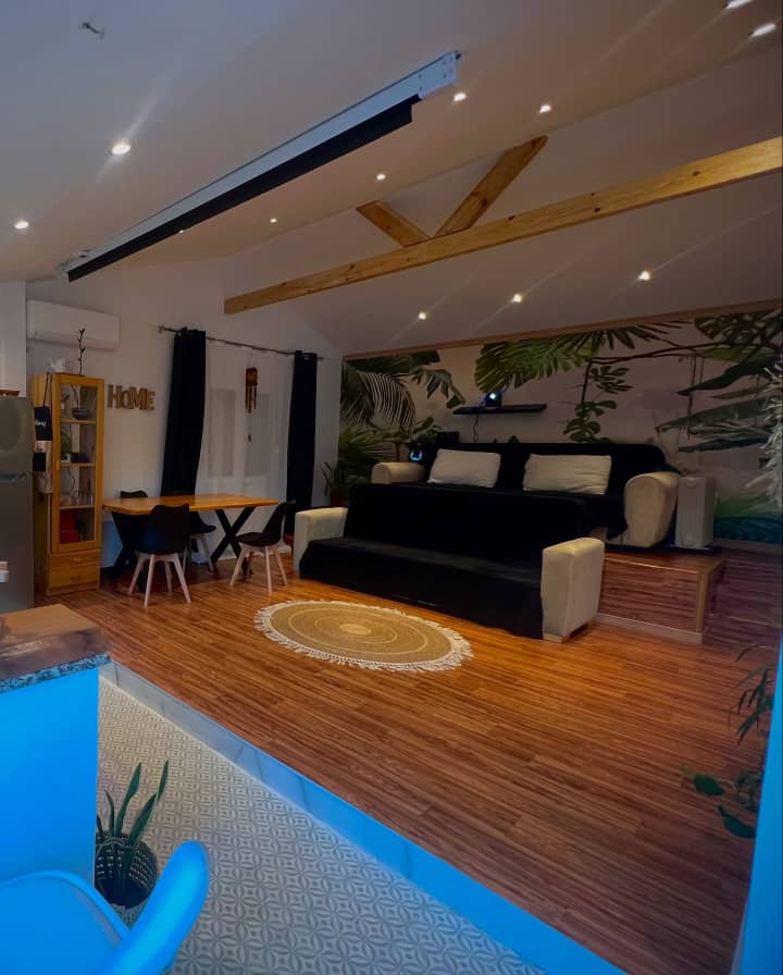 Location ALOHA : Votre Escale Tropicale « Pieds dans l'Eau » à Boumerdès